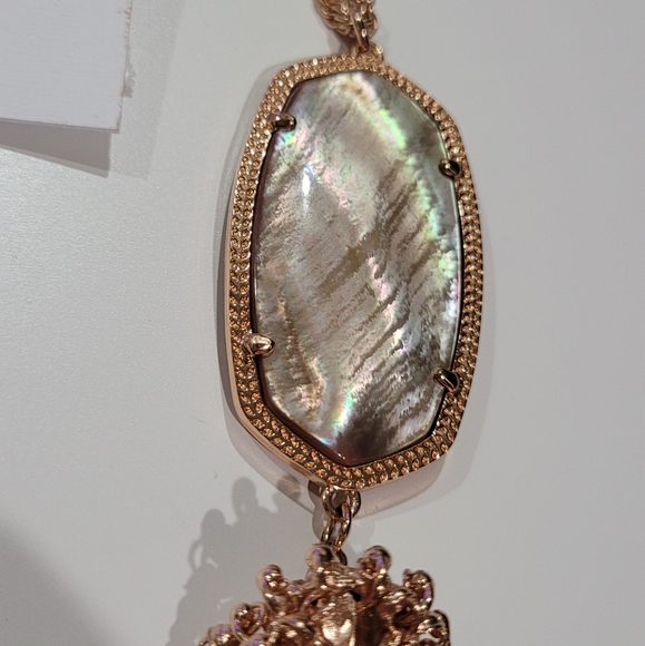 Kendra Scott Rose Gold Necklace Stud Earring Set - Picture 11 of 16